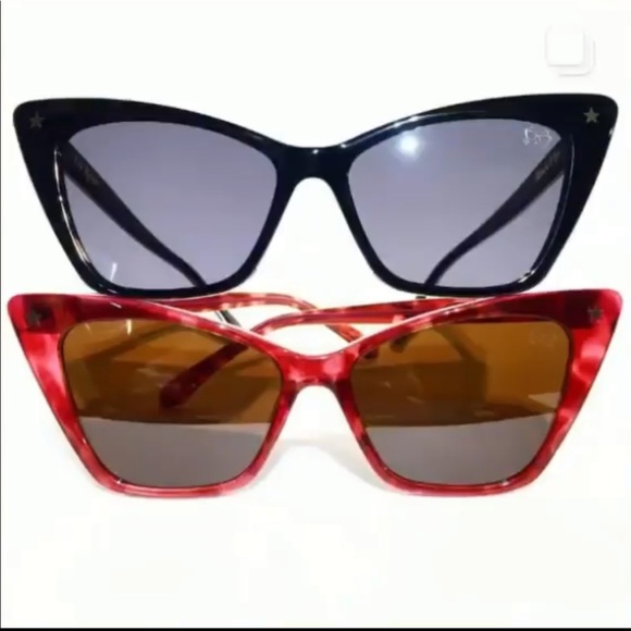 50’s Retro Throwback Cat Eye Sunglasses ? FlyGirls Fly Kitten Sunnies ?❤️